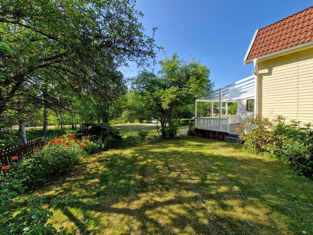Ferienhaus In Loenneberga ภายนอก รูปภาพ
